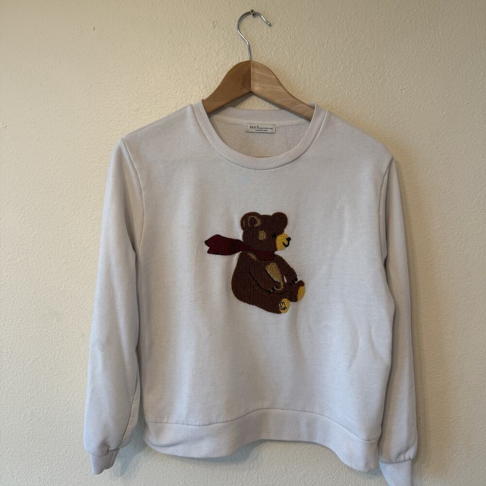 RARE Earth Music & Ecology Bear Embroidery Sweatshirt Japan Size F (S/M) READ
